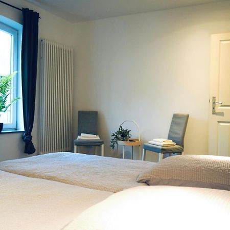 Haus Im Gruenen Fuer 6 Personen-3 Schlafzimmer- 3 Baedern -Waschmaschine-Grosse Terrasse- Vollausgestattete Kueche Wolfsburg Luaran gambar